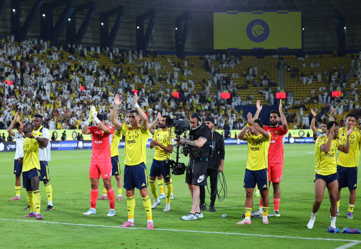 الله يديـم الفـرح 💛