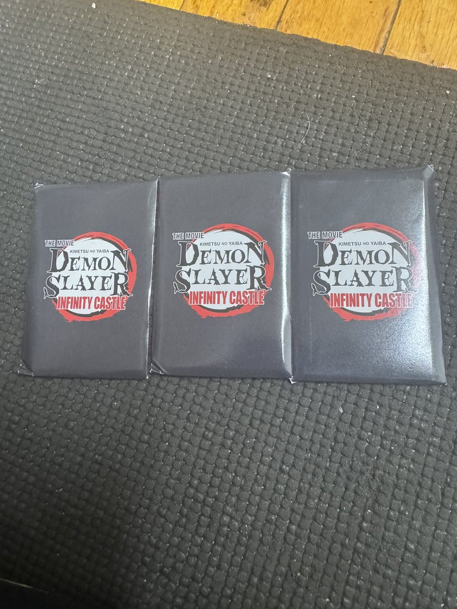 bxskullz's tweet photo. I have 3 packs of the Demon Slayer promo cards from the movies I have no use for these. So if you like a chance to be one of three winners just comment your favorite Demon Slayer character and r/T tags are appreciated. @DisTrackers https://t.co/xT7u8KfIQQ