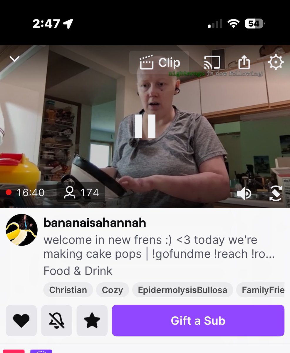 bananaisahannah is live after our viral video with 200 viewers after averaging 1-3😭 

Go show some love!

twitch.tv/bananaisahannah