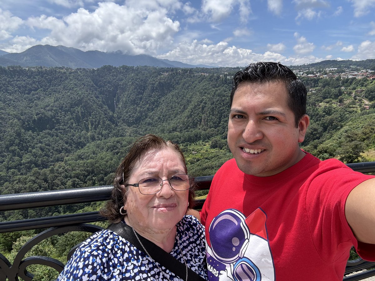 1lFers's tweet photo. Mirado Zacatlán 🍎🍏 #Zacatlán https://t.co/7NCepNvxAO