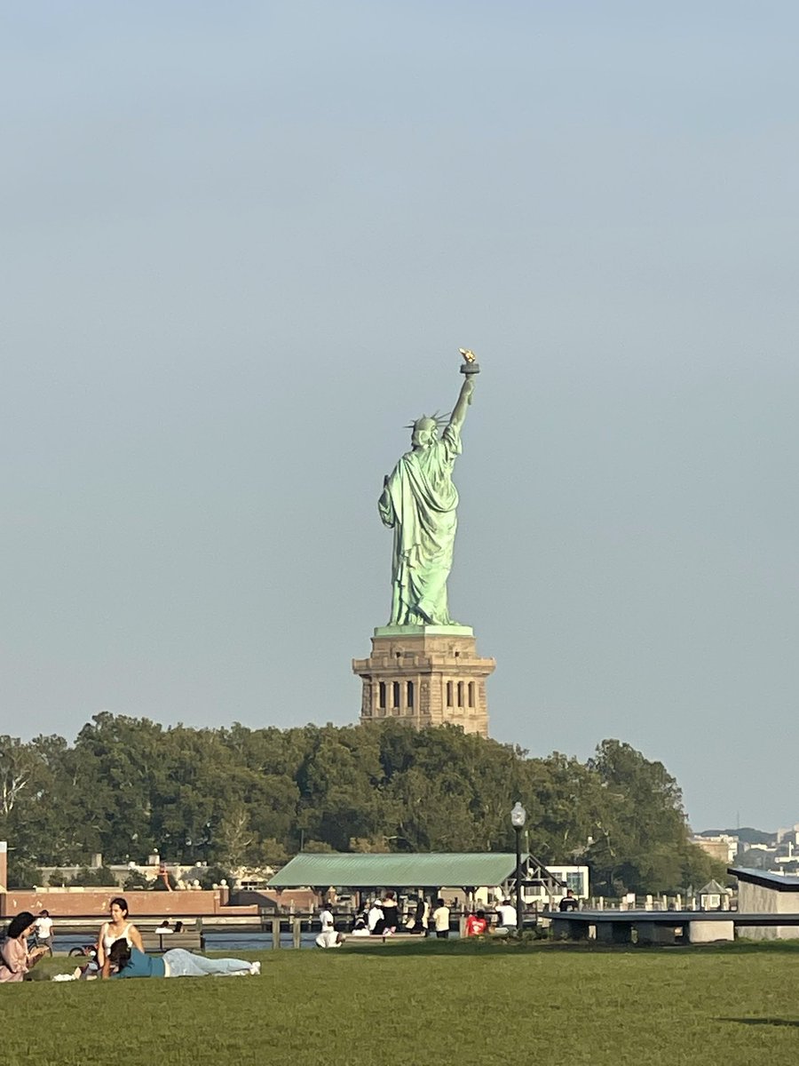 🗽Touch grass. Get inspired. Build.🗽