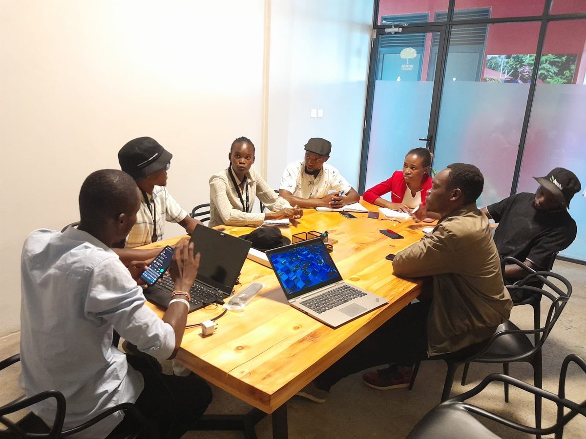 BuildAfrikaHQ's tweet photo. You're as good as your flock! Join our dynamic team at Build Afrika,  to transform visions into reality together! 🌟 Be part of a community that values collaboration and innovation. @ouma_godwin1  @oumaphilip01 @charagu_elijah @kevol_ @vinolia254 @Nenjez_ke @Oyaroh 

 #TeamSpirit https://t.co/VNmbMxH1n6