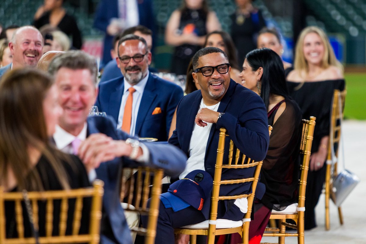 AstrosCares's tweet photo. Another fabulous Astros Foundation Wine Dinner in the books! 🥂

Last night, we hosted sponsors and donors of the Astros Foundation for an evening of fun! We were joined by Jeff Bagwell, Craig Biggio, and Billy Wagner for a fireside chat that was moderated by @BunBTrillOG. Guests enjoyed a delicious meal curated by Chef Danny Trace of Potente, paired with wine from Aperture Cellars. 

We are so grateful for all of our donors and supporters, your generous gifts will help shape a better Houston.