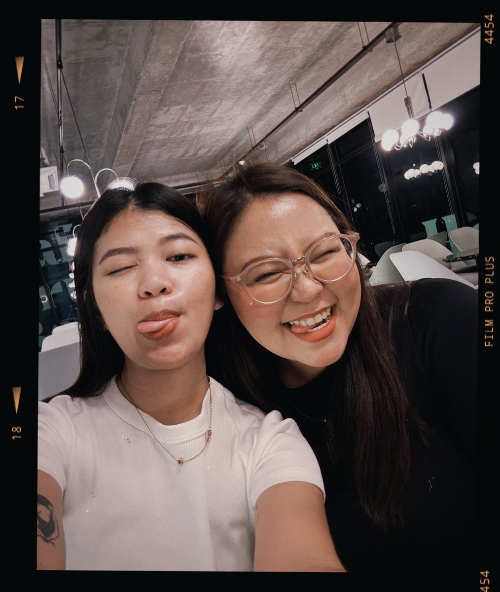 Josephinephilo's tweet photo. badly needed to see them before the big day bc ang babae ay kinakabahan 😆🤍 https://t.co/bXXoMmqSzX