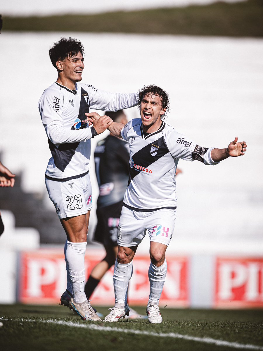 Feliz por el rendimiento y la victoria del equipo, a seguir metiendo ⚪️⚫️ <a href="/DanubioFC/">Danubio Fútbol Club</a>