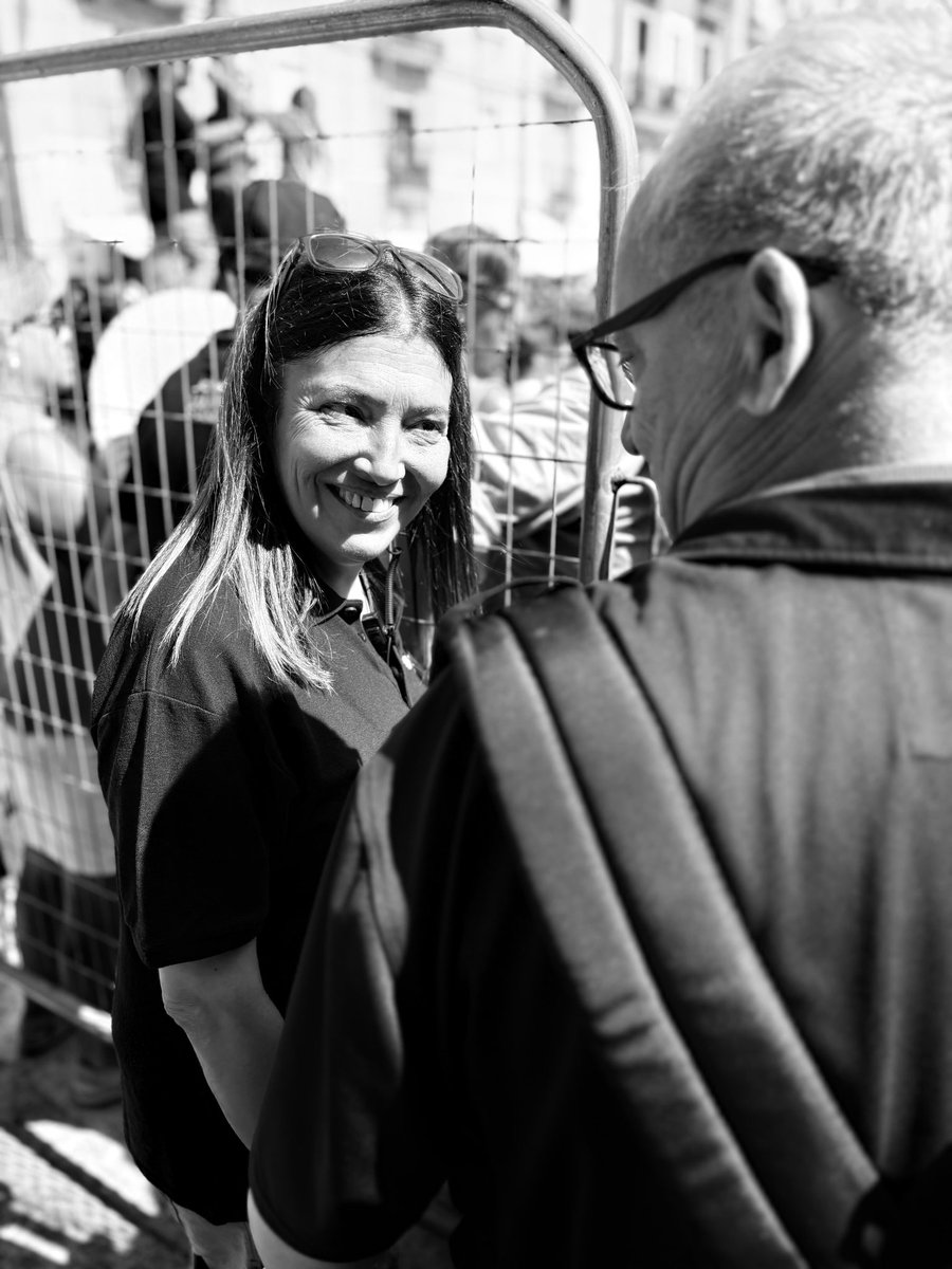 esterrd's tweet image. Quan gaudeixes de la feina que fas la resta no té preu! Quin dia d’emocions extremes! I gràcies a @JoveDeTarragona @collavella @Verds @xiquetstgn per ser-hi i fer-ho tan fàcil!
(Gràcies Mario per la foto)