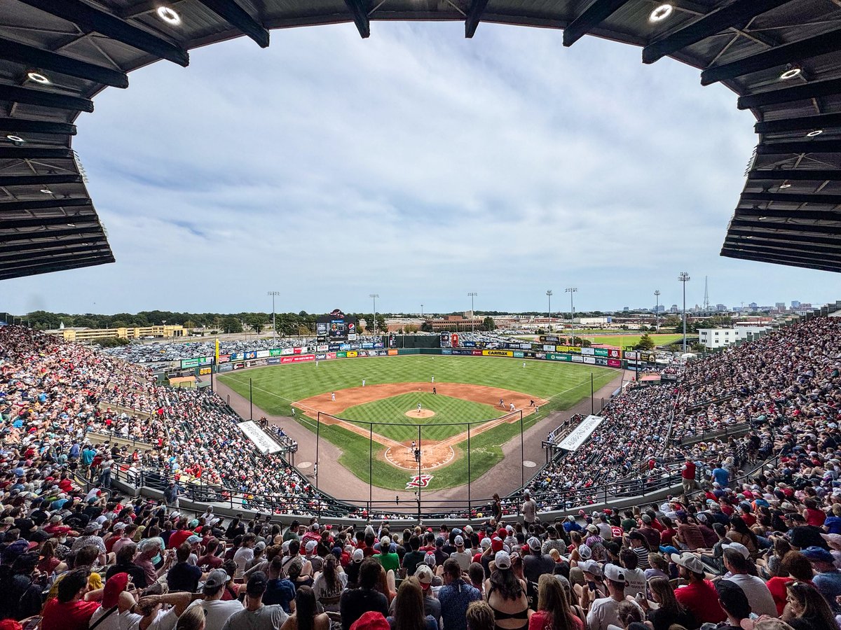 Bookending with sellouts: The Diamond welcomed 16,674,494 fans from 1985-2025
