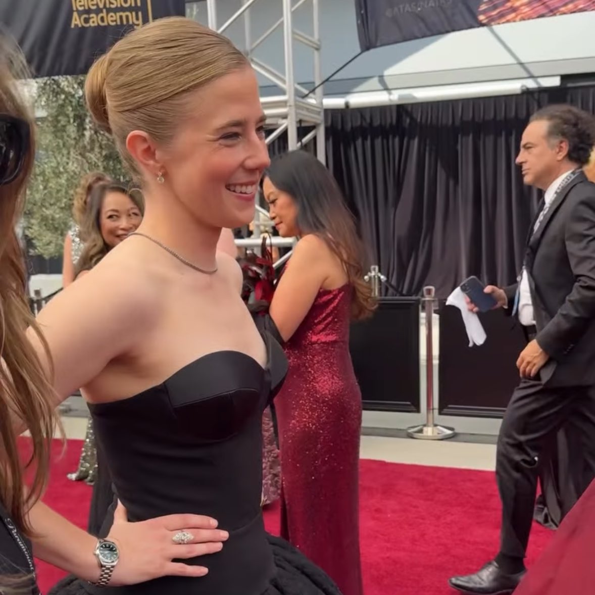 SOPHlEBAEK's tweet image. i’m running on tdeardz zoomies