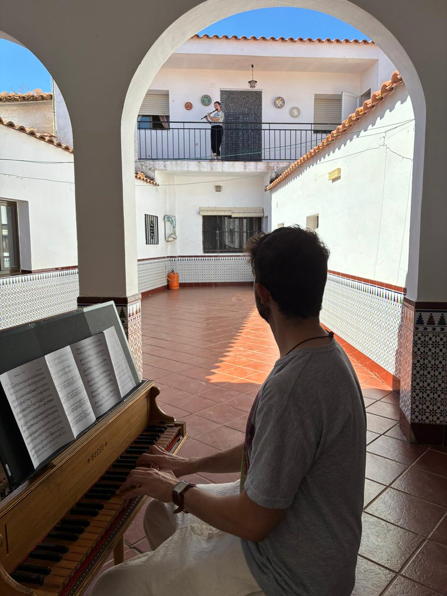 <a href="/effimeraensemb/">Effimera</a> 
en Villagarcía de la Torre 
Habitando 🌱 🎶🎵