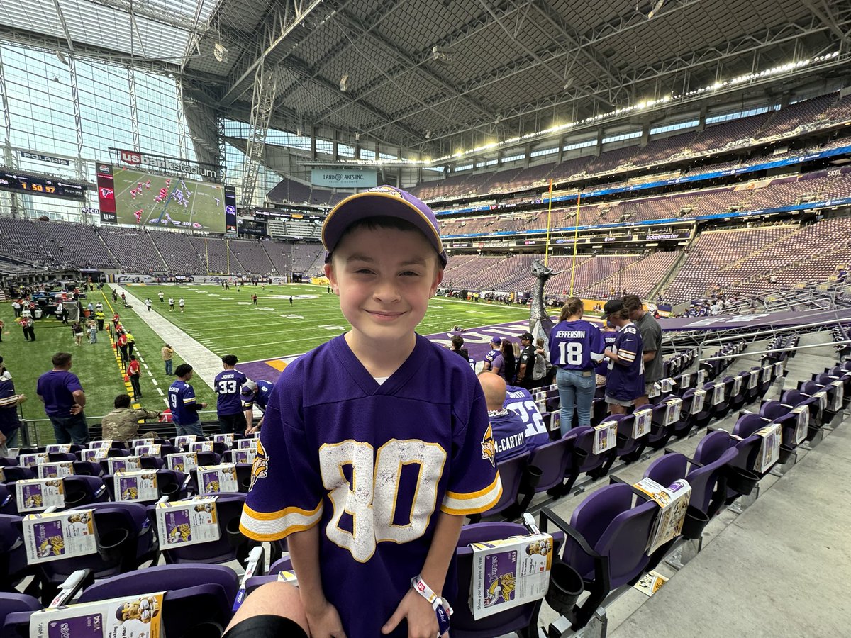 Daved Lundeen (@davedlundeen) on Twitter photo Already been a fun adventure and we’re just starting! <a href="/rodgers_isaiah/">Isaiah Rodgers Sr.</a> is the man!! Kiddo is in heaven. SKOL!!! Already been a fun adventure and we’re just starting! <a href="/rodgers_isaiah/">Isaiah Rodgers Sr.</a> is the man!! Kiddo is in heaven. SKOL!!!