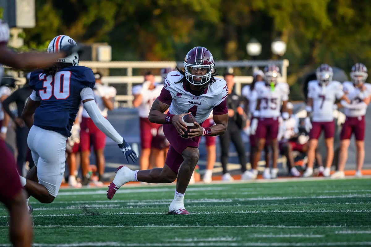 DJ Williams has played in just 6 games for SIU since last season.

9 rushing touchdowns (Had 6 in previous 26 games at Murray)

9 passing touchdowns to just 4 interceptions (Had 15 touchdowns to 13 ints at Murray)

270 yards total offense per game in 6 games at SIU.