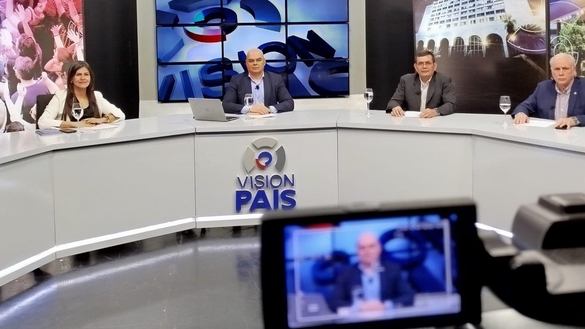 Vision_Pais_py's tweet image. EN BREVE ARRANCAMOS CON VISIÓN PAÍS.
NOS ACOMPAÑARÁN:
-OSVALDO ACHÓN: PRESIDENTE DEL CEPROCAL
-LIC. ALCIDES NUÑEZ: DIRECTOR DE ESTADÍSTICAS ECONÓMICAS DEL INE
-LAURA MOLINAS: ESPECIALISTA EN SISTEMA NACIONAL DE CUALIFICACIONES PROFESIONALES Y EFTP
¡TE ESPERAMOS !!