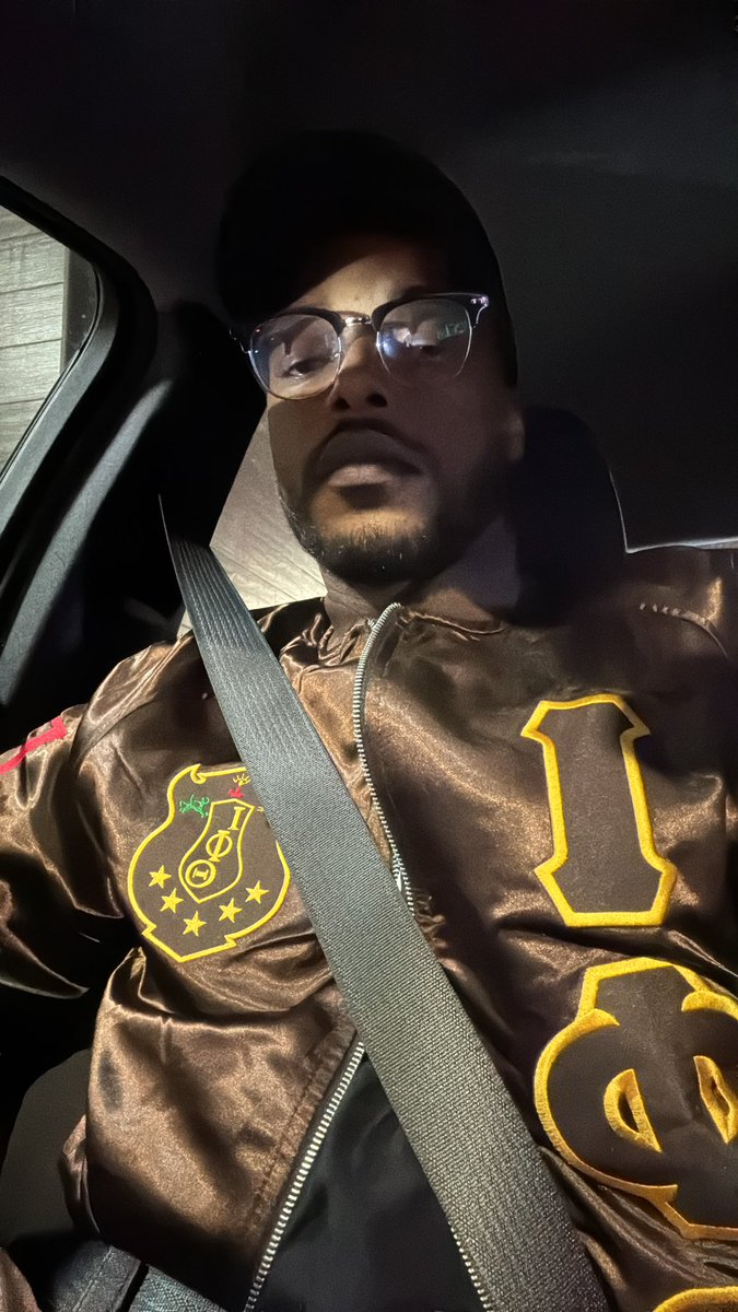 MagixTh3's tweet image. Gonna be a pretty Brown and Gold Week ⭐️ #IPhiT #IotaPhiTheta #GrimeyGamma