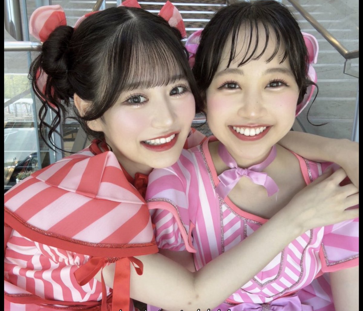 もう泣かせんといて😭 最強姉妹だよ！ #FRUITSZIPPER #ふるっぱー #月