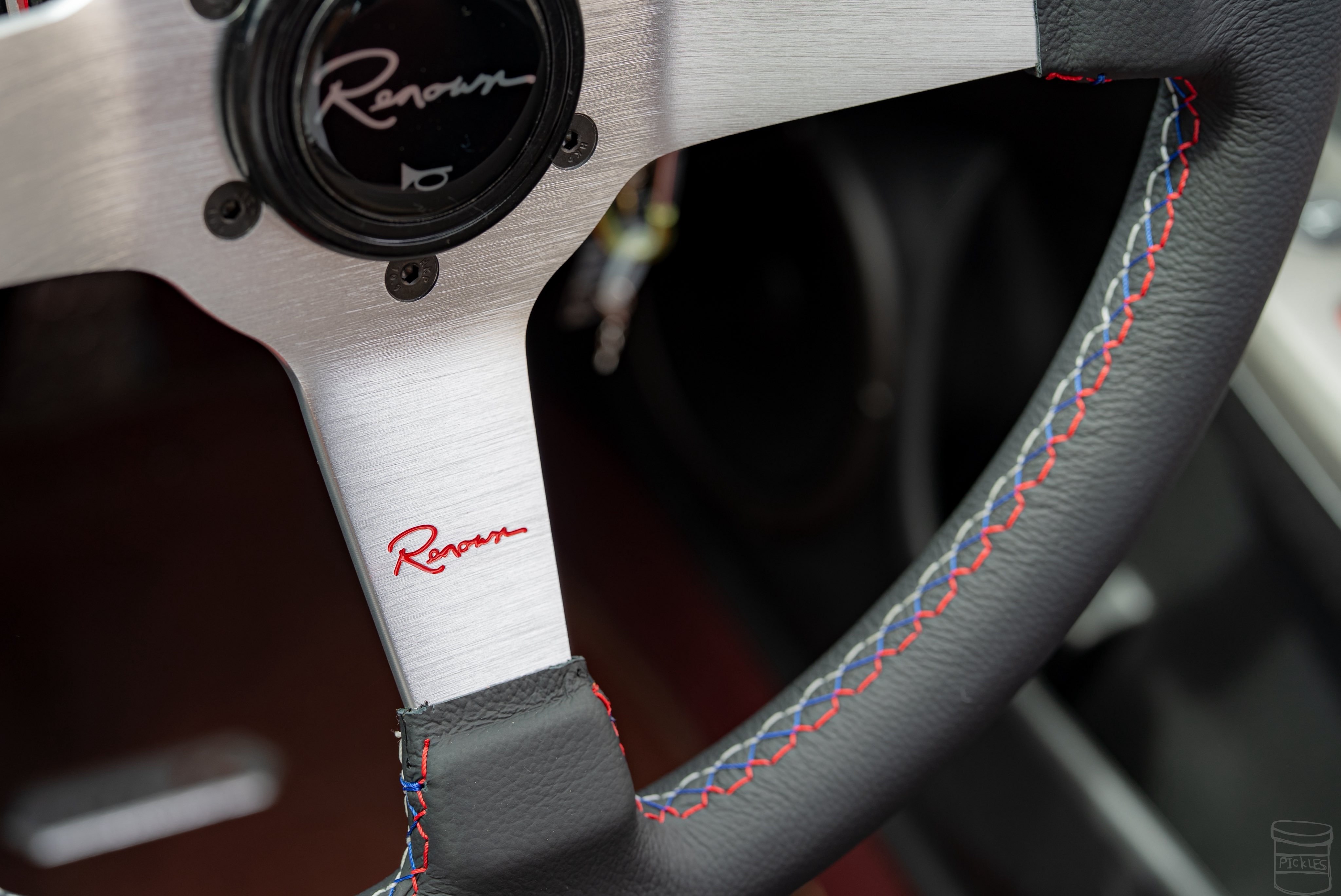 Renown ステアリング Yahoo!オークション - 新品未使用 renown ステアリング 100
