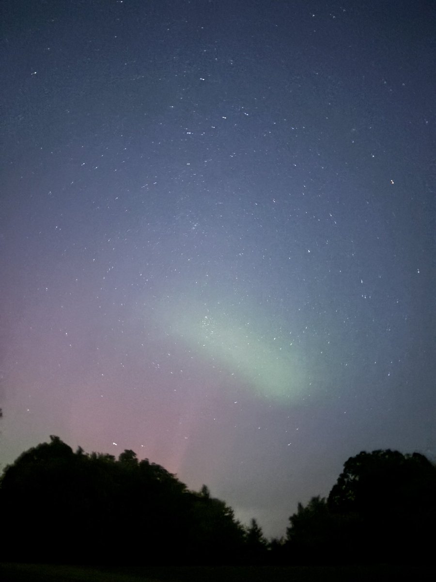 A little visit from the Northern Lights 💕