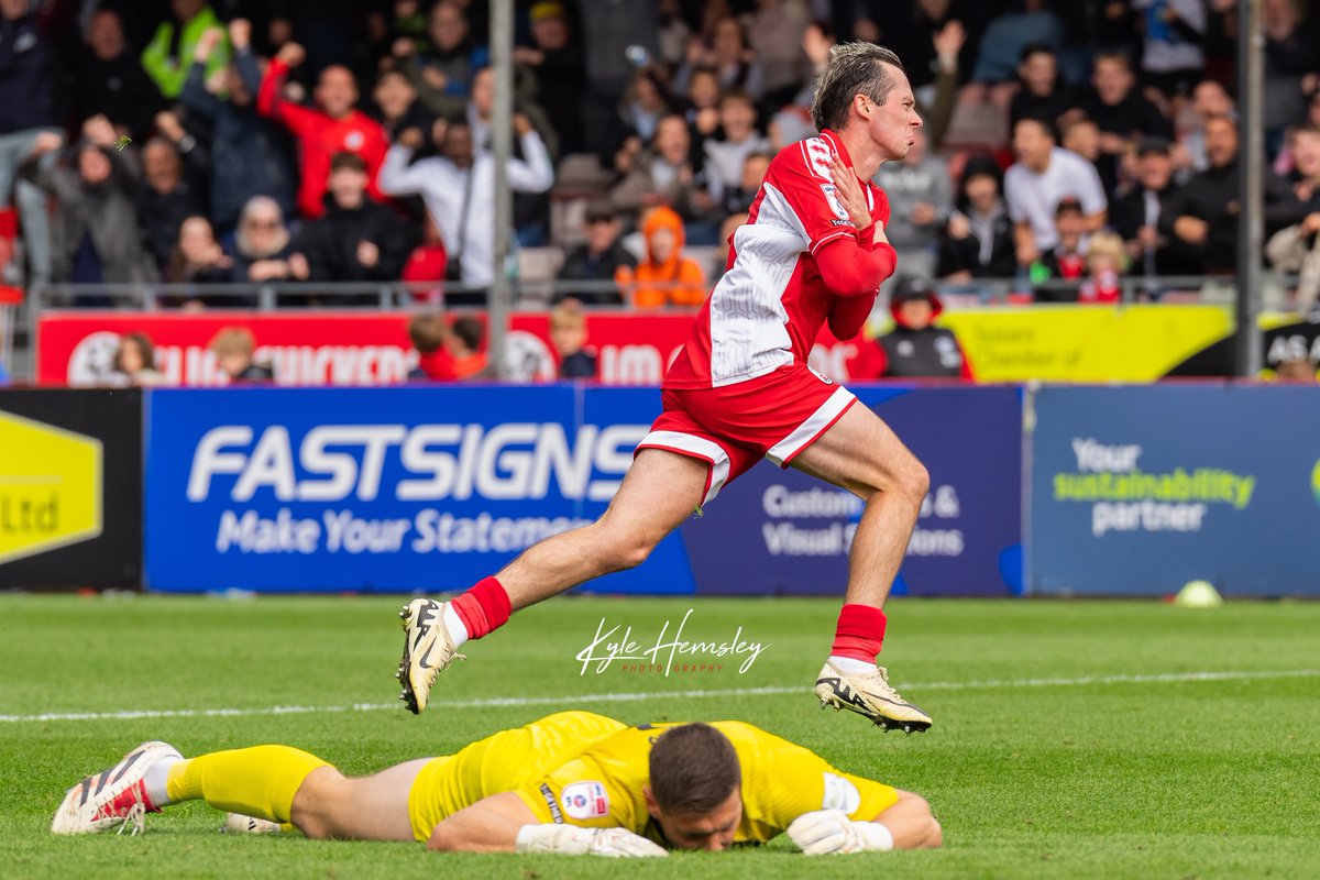kyle hemsley (@kyle_hemsley) on Twitter photo Ice cold from Crawley's McKirdy!!!🥶🥶
#goal #goalcelebration #sportsphotography Ice cold from Crawley's McKirdy!!!🥶🥶
#goal #goalcelebration #sportsphotography