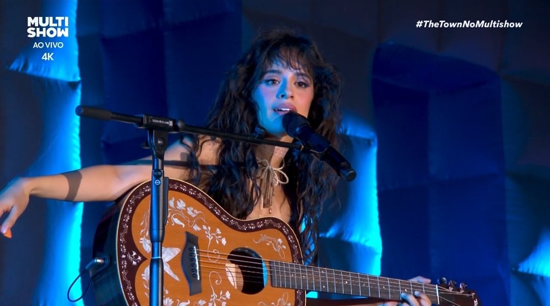 Tiagupereira's tweet photo. Katy Perry chamou fã pro palco
Camila Cabello cantou em português 
Jessie J fez seu show em meio à um tratamento 
Backstreet Boys deram tudo em meio a chuva

Não aceite menos do seu artista internacional do que esse respeito!
#TheTownNoMultishow #KatyPerryNoMultishow https://t.co/VwkTe8c8td