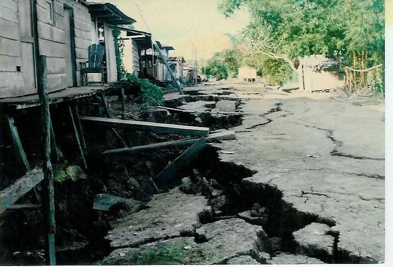 #Tragedias En octubre de 1992 mas de 5 mil personas de las comunidades de la Grande, Veracruz y San José de la Calle, La Loma, Puerto Martínez en el municipio de Bojayá y , dejando más de 500 viviendas destruidas.