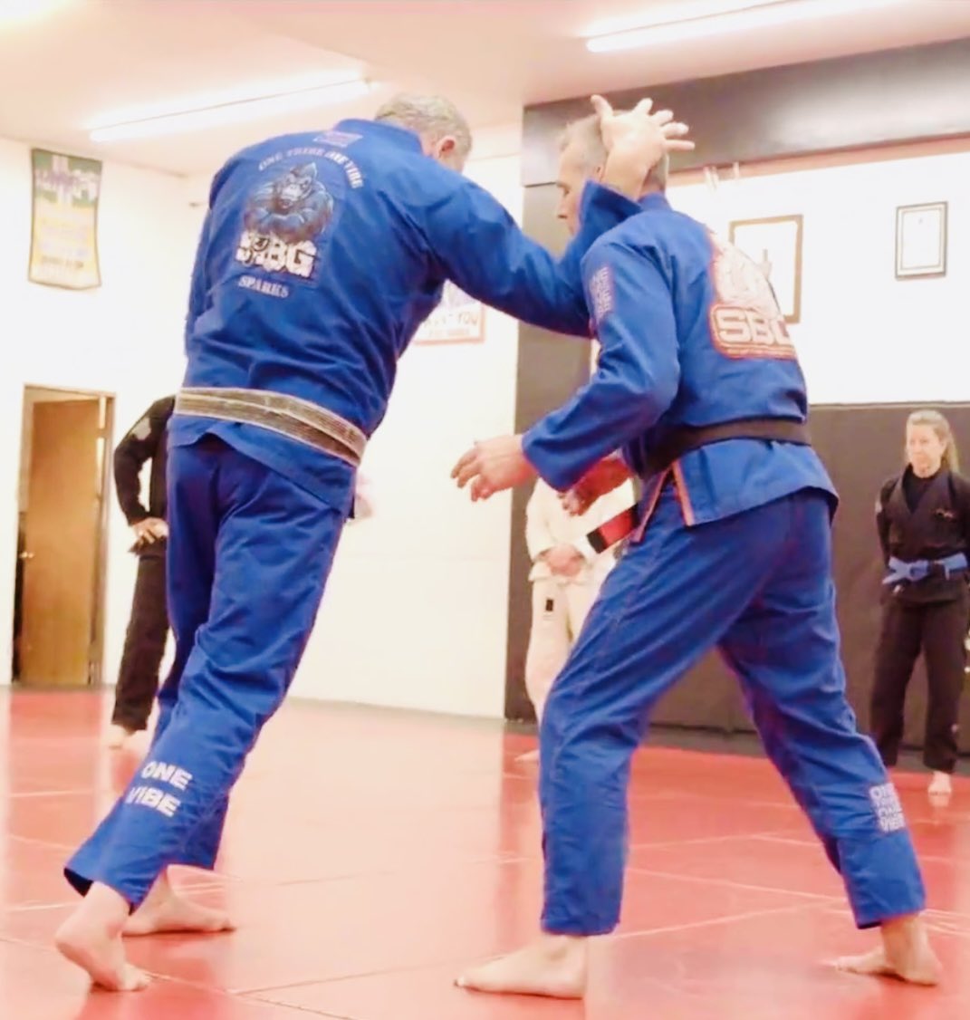 matt thornton 🦍📚 tweet media