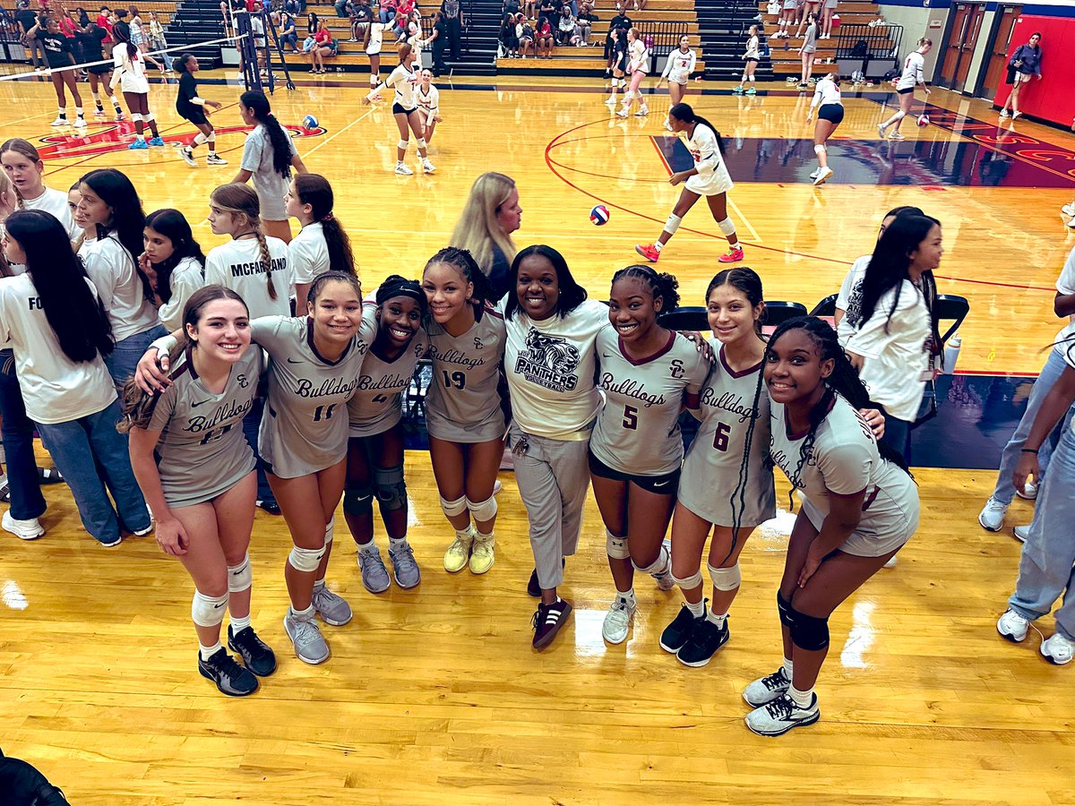 Coaching comes full circle when you get to see your former players  competing and thriving! Enjoyed every minute of middle school night❤️🏐 <a href="/SUMMERCREEKVB/">SCHS Volleyball</a>
