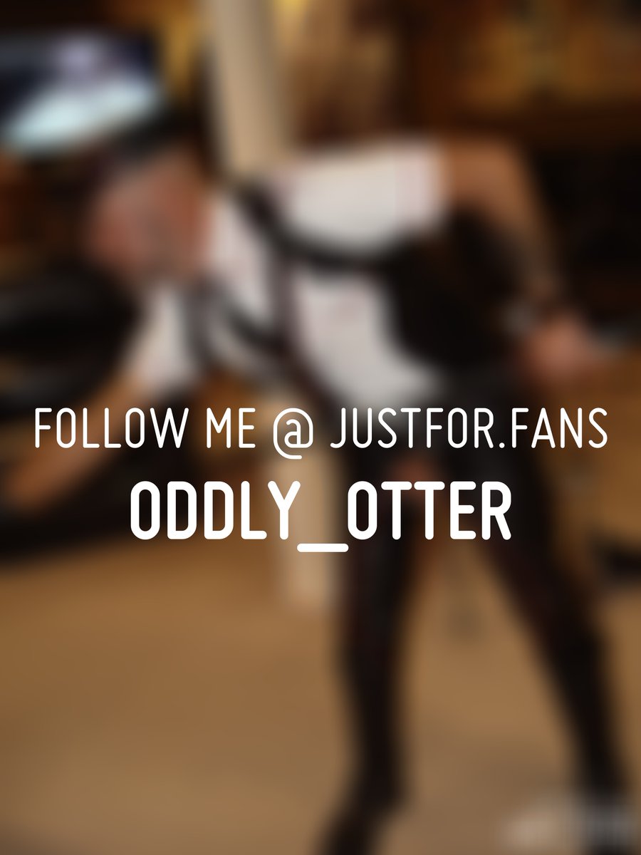 Oddly_Otter's tweet photo. Casually shooting pool.
#leatherman #gay #nakedpool...
See this and more at:
https://t.co/0cZjHdY8bS https://t.co/zYVSJpo1w7