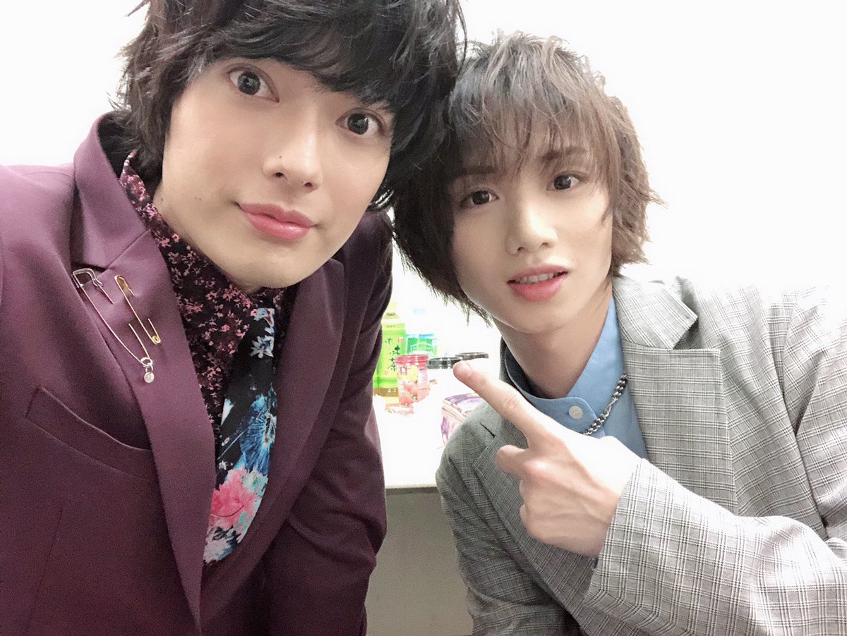 なんかやたら色んな人から連絡来るのですが、ありがたい事にNetflixの今日の映画TOP10の項目でクロガラスがランクインしまくってるらしいです！

崎山つばさと頑張りまくった作品です。よろしければ^ ^