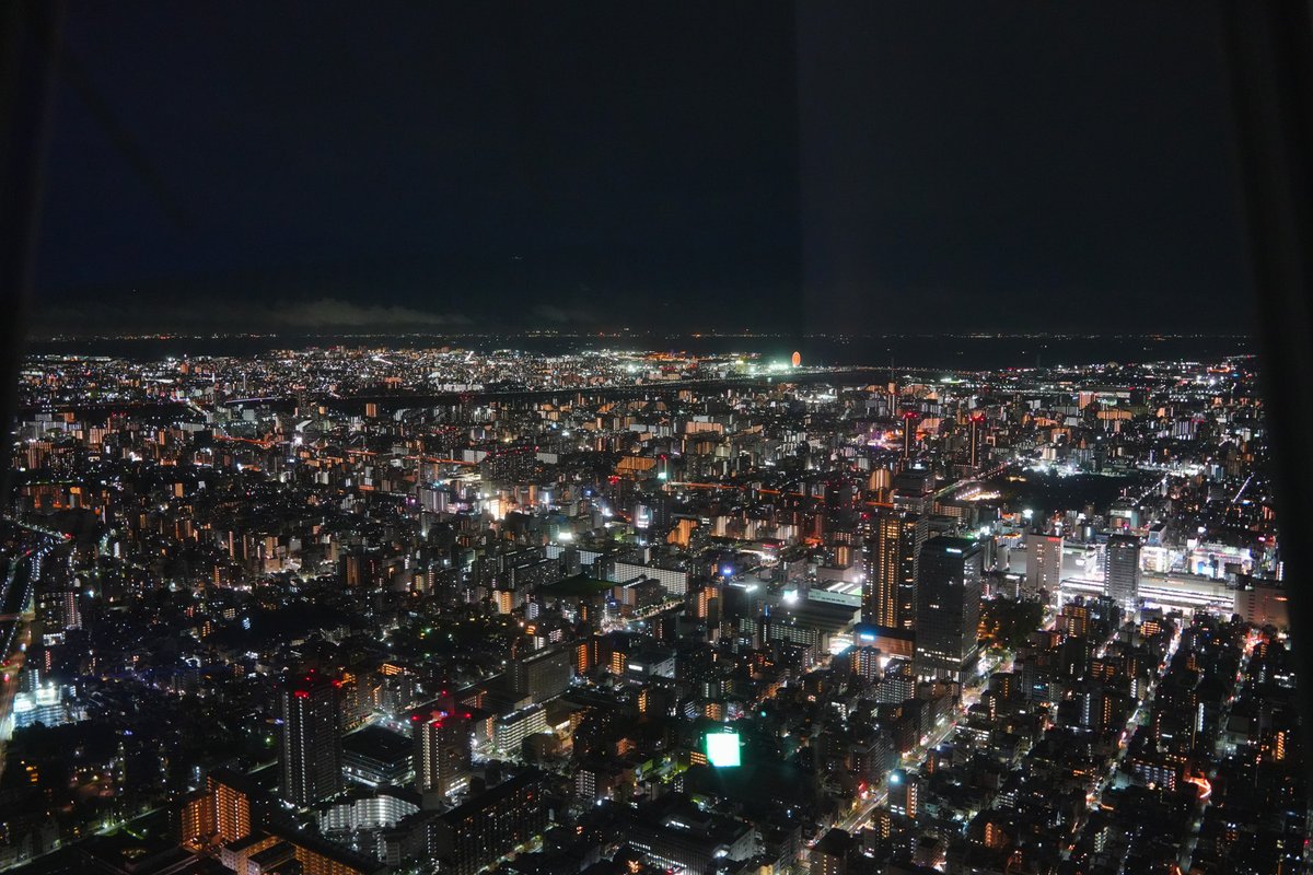 skylaboratory's tweet photo. 夜のスカイツリーに行ったので夜景を撮ってみた
ISO10000だから流石にノイズ乗っている。
#α7CII #夜景 https://t.co/ieTtpOKEUF