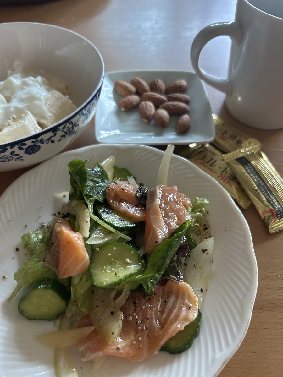 このスタイルの朝食にして2年くらい

#Twitter断酒部