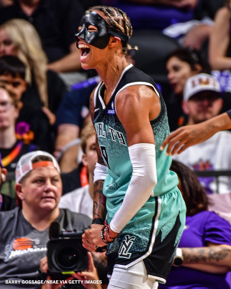 ESPNInsights's tweet photo. Natasha Cloud is the first WNBA player with 20-5-5 on at least 75% shooting in a playoff game since Nneka Ogwumike in 2016 😲 
https://t.co/bAlvpbiL3h
