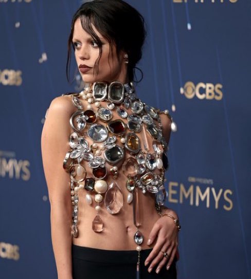 esinclaires's tweet image. JENNA ORTEGA ARE YOU KIDDING ME?????