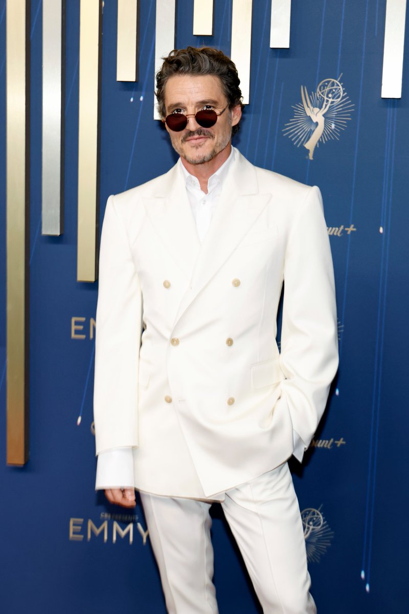 Cosmopolitan's tweet photo. Pedro Pascal in slutty little glasses at the #Emmys? FEELING BLESSED AS HELL!!!! https://t.co/QKluqfeQBu