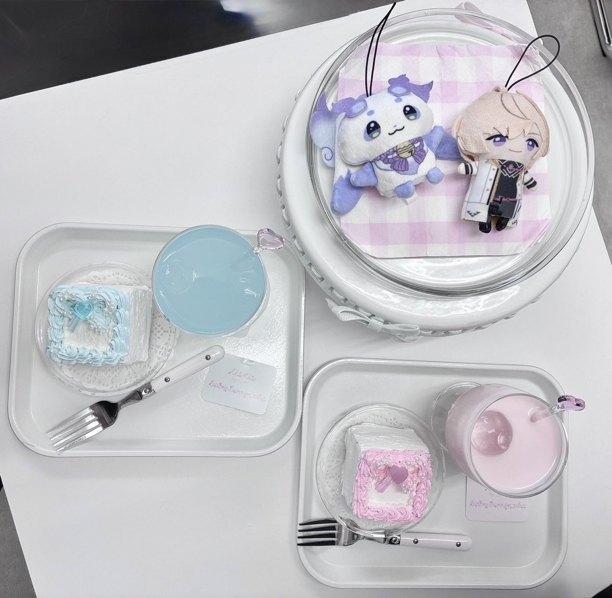 #見るんるん 
お友達とカフェに行ったよ〜🪄
ケーキもジュースも美味しかった⊂( ᴖ ̫ᴖ)⊃
