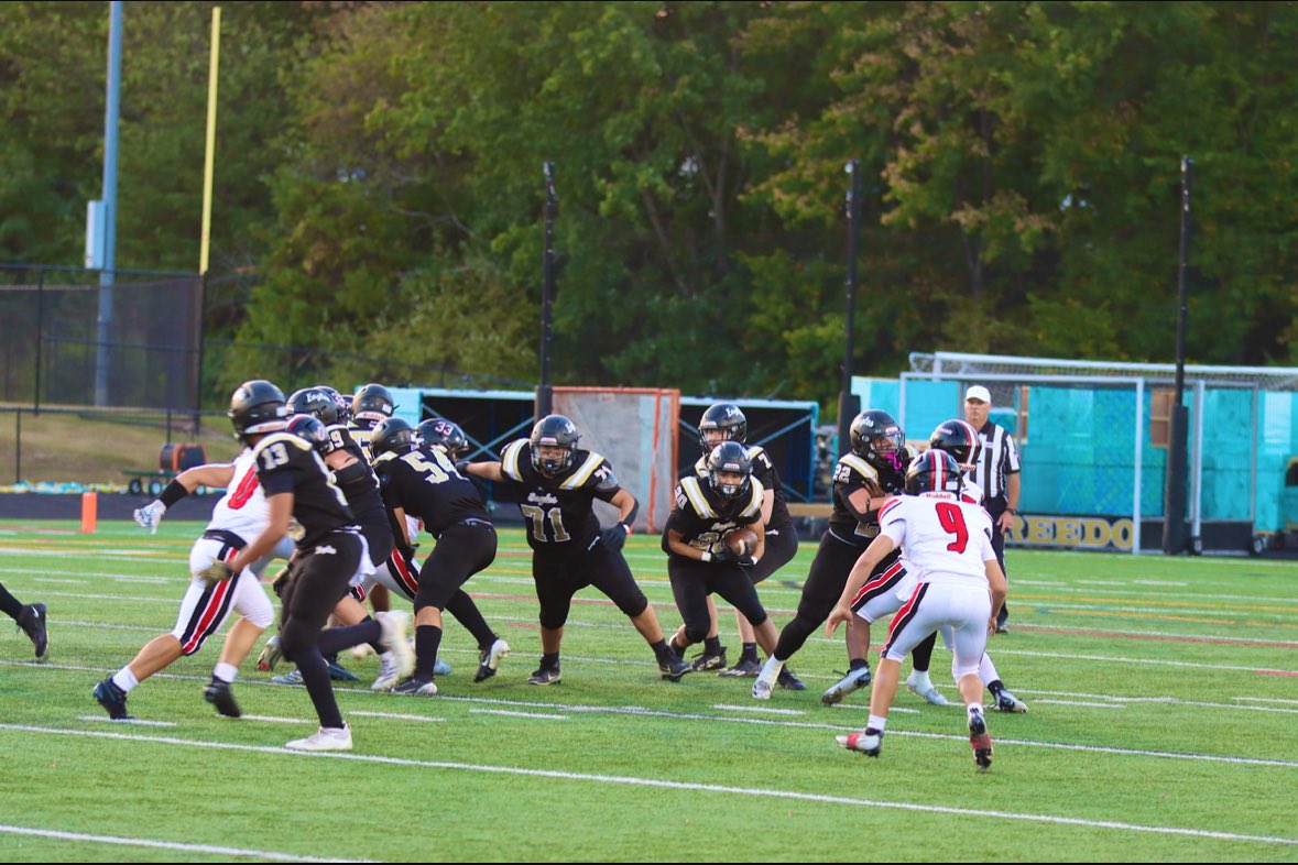 FREEDOM (FSR) HS VARSITY FOOTBALL tweet media