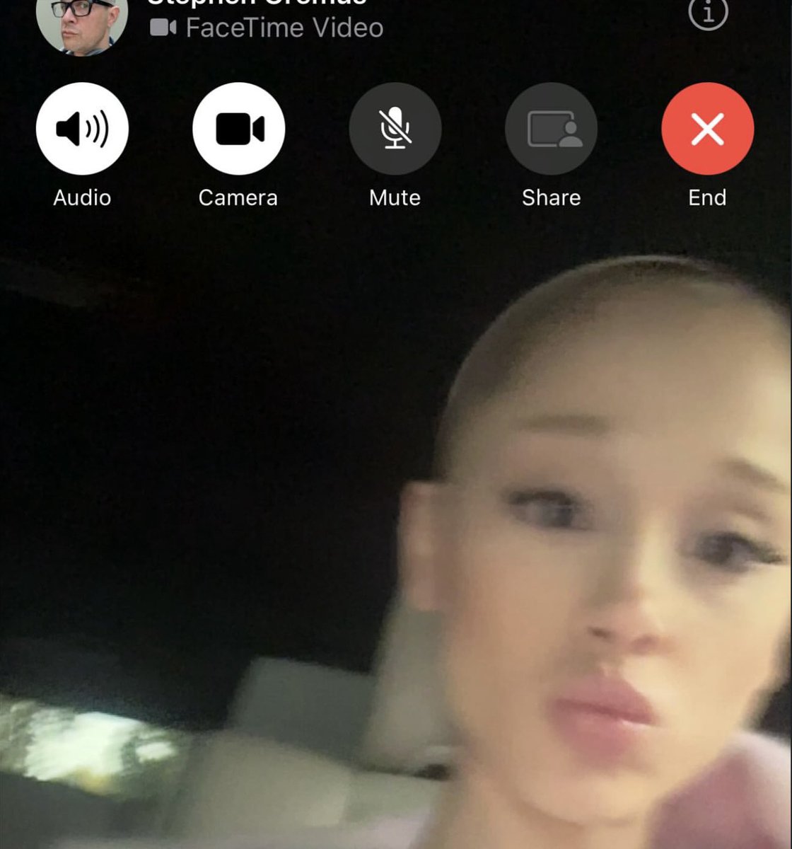 arianaofoz tweet media