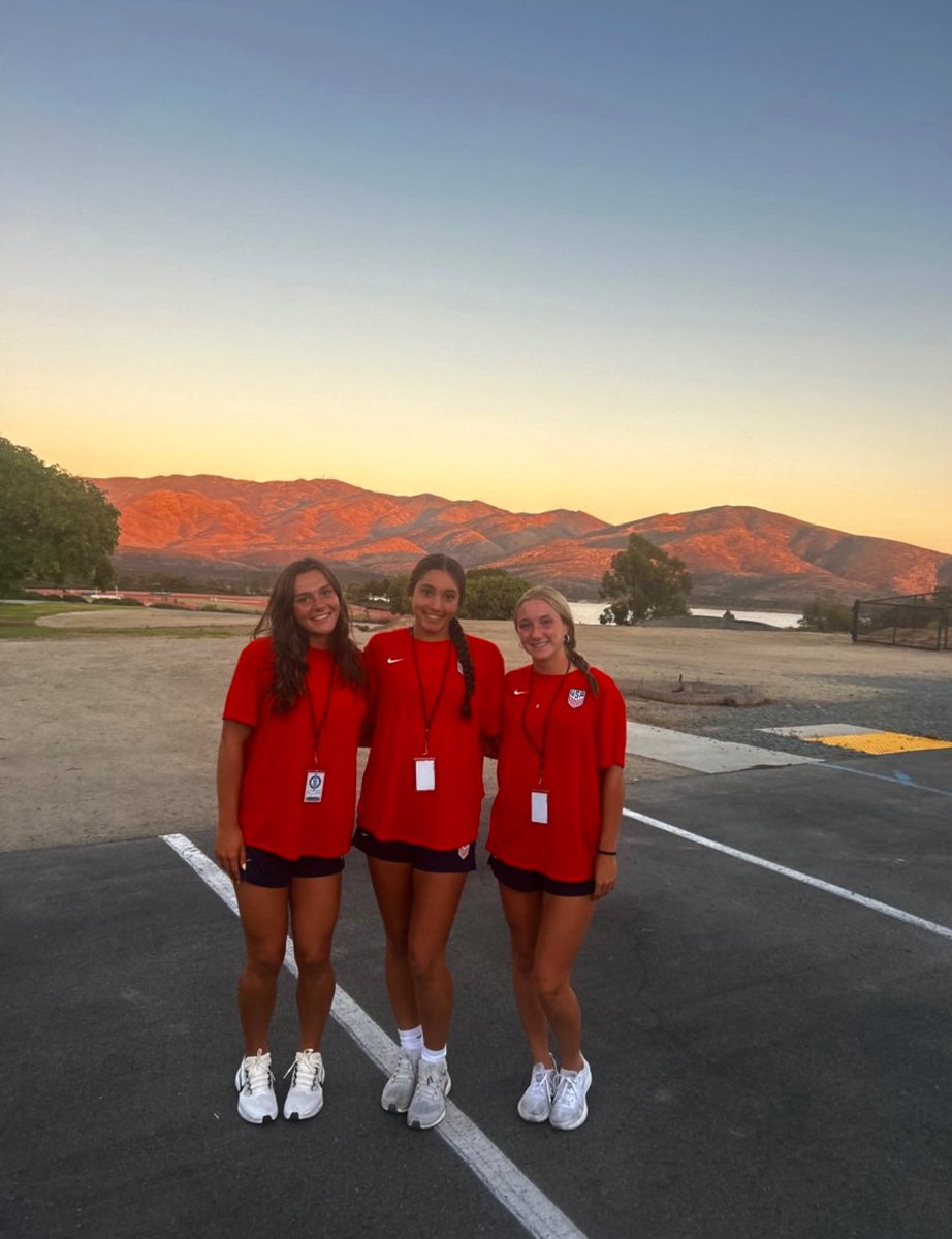 gianna_hanf's tweet photo. Thank you @USYNT for the best week! #U17 #oosa ๐บ๐ธ๐บ๐ธ
@TopDrawerSoccer @PrepSoccer @TheSoccerWire @MFAGirlsAcademy @ImYouthSoccer @NBC_GirlsSoccer https://t.co/PVTSxGZtMX