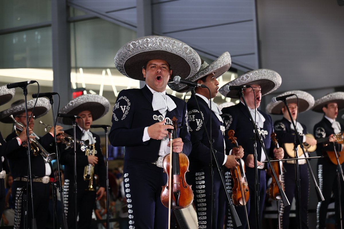 dallascowboys's tweet image. Celebrating Hispanic Heritage Month with #CowboysNation!