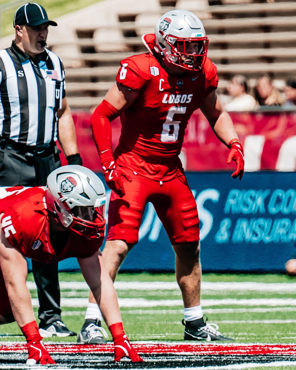 Jaxton Eck is good at football. #GoLobos