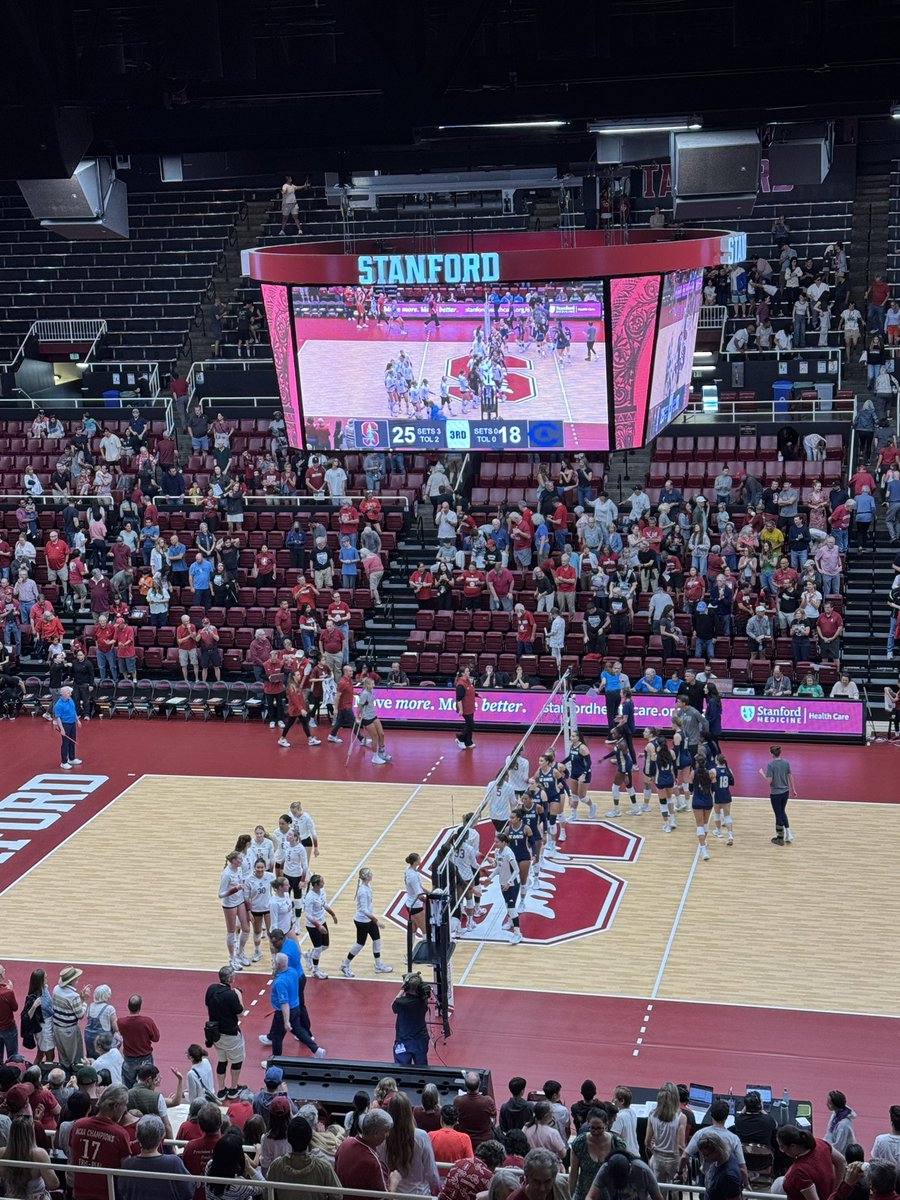 slamdunk406's tweet image. No. 5 Stanford gets a 3-0 (25-10, 25-16, 25-18) sweep over UC Davis. Julia Blyashov’s 10 kills led the way for the Cardinal. Elia Rubin (9 kills), Erika Sayer (9 kills), &amp;amp; Lizzy Andrew (8 kills) right behind her.

#Stanford #UCDavis #ACCWVB