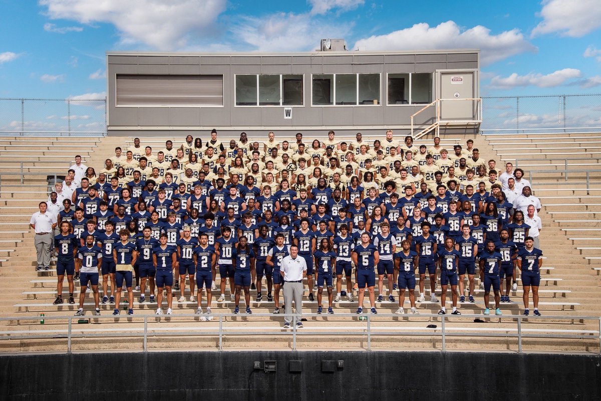 Coach Moilan tweet media