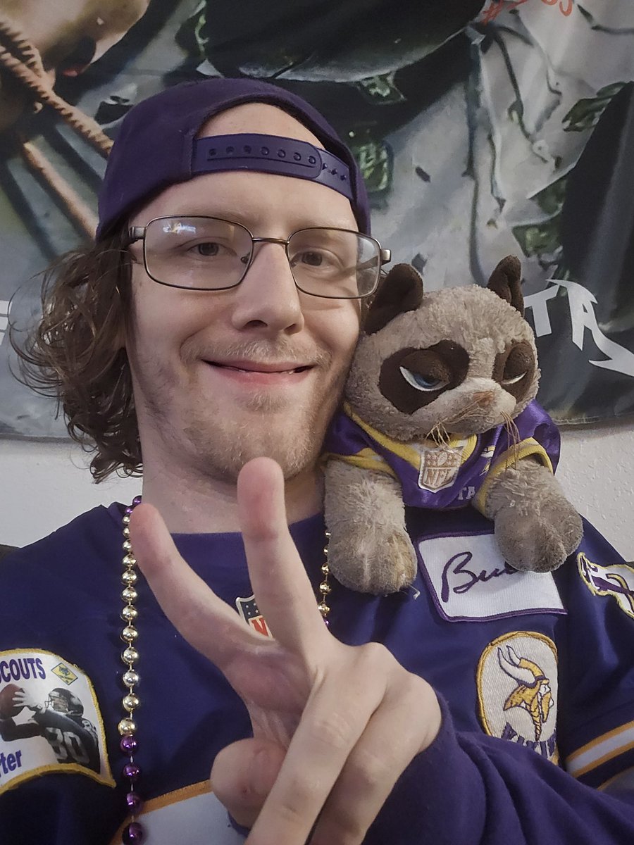MNGFJC's tweet photo. 'Hello &amp; Good Evening, Minnesota Vikings fans. 

I'm Grumpy Football Jesus Cat, with @mrfluff3h &amp; it's Vikings GameDay &amp; tonight the @Vikings are playing against the @AtlantaFalcons, on @SNFonNBC.

Can I please get a "Skol Vikings?"

In Kevin O'Connell We Trust. Skol.' - GFJC https://t.co/RbfvAefkEn