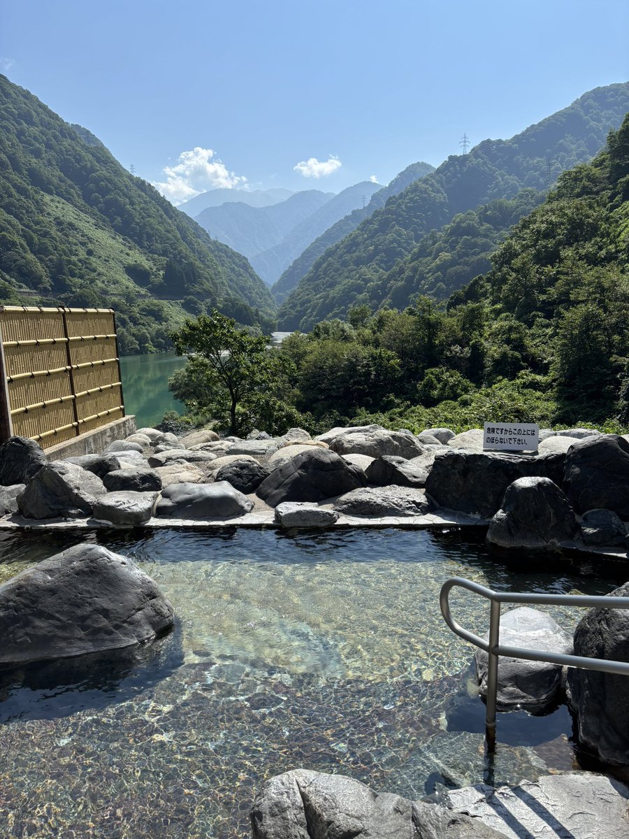 ♨️日帰り温泉のご案内♨️
イベント終了後利用される方も多いと思いますので混雑回避の為、その時間帯に利用可能施設をご紹介！
⚫︎湯めどころ宇奈月
⚫︎フィール宇奈月
⚫︎宇奈月グランドホテル

前日に来られた際はこちらも⛰️
⚫︎とちの湯
情報確認の上分散利用をお願いします🧖‍♀️
#ウナコス2025