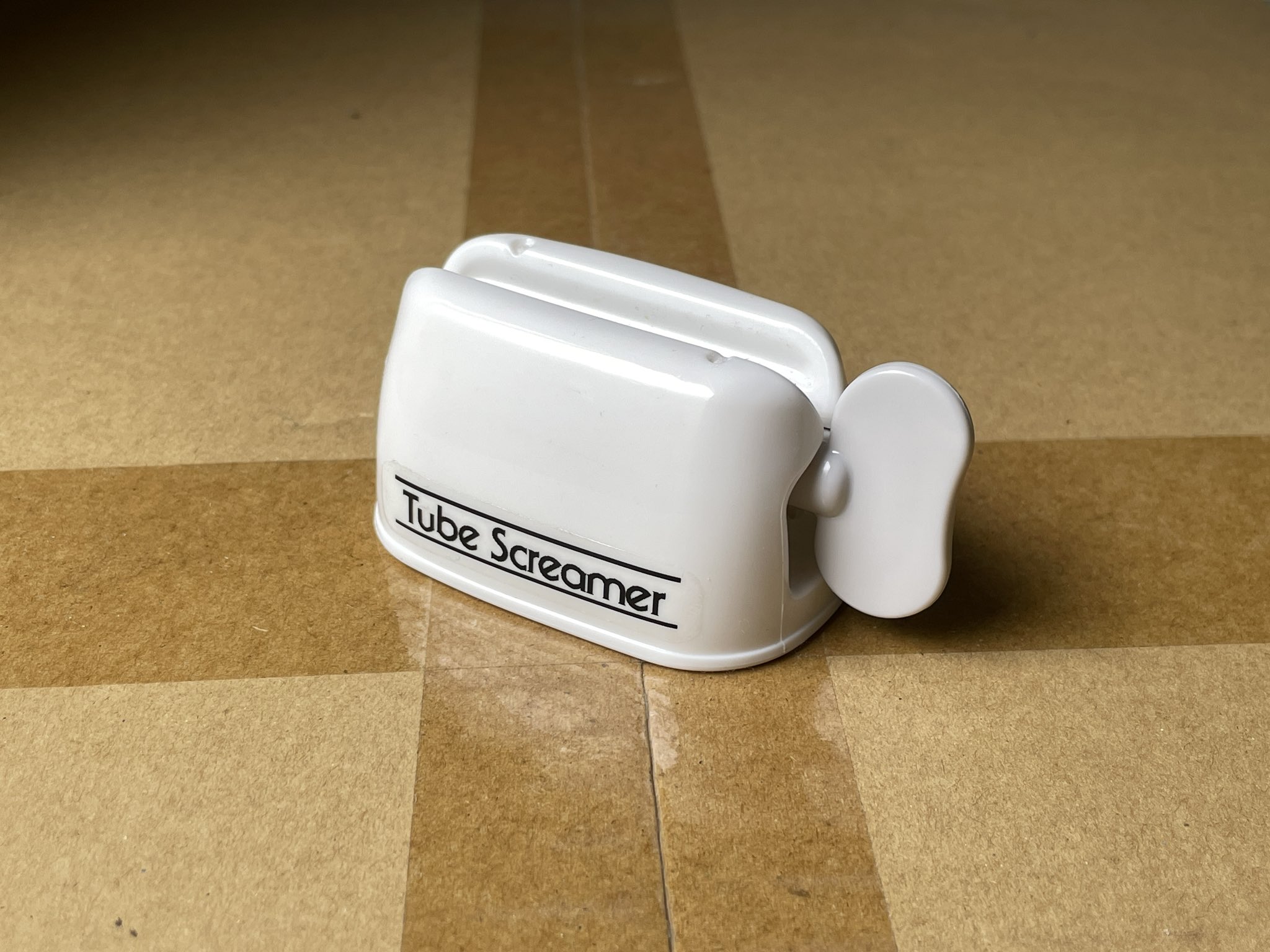 アコースティックデュオ  にこいち
自主制作時代CD『ナキムシピエロ』2011年 にこいち【公式アカウント】 (@nikoichi_staff) / X