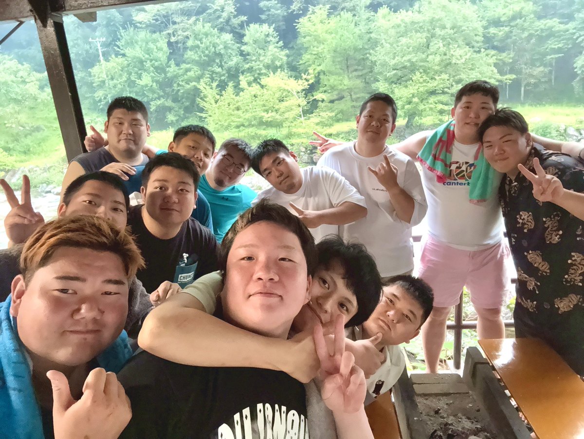 9/12(金)ピザトースト 4枚目
9/13(土)球技大会
9/14(日)川でバーベキュー
怒涛の3連休だったけど楽しかった💨
球技大会での筋肉痛が本格的にきてるので今日一日はゆっくりさせてもらう🍕🏐🍖