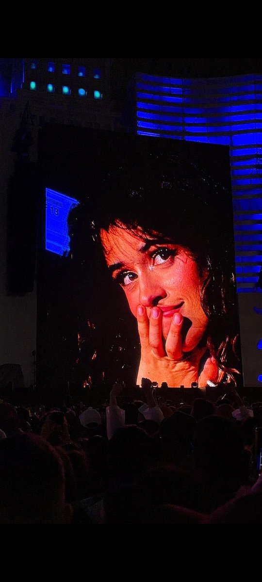 skycbello's tweet photo. te amo mais que tudo no mundo você não tem noção https://t.co/gnRxaS2vcw