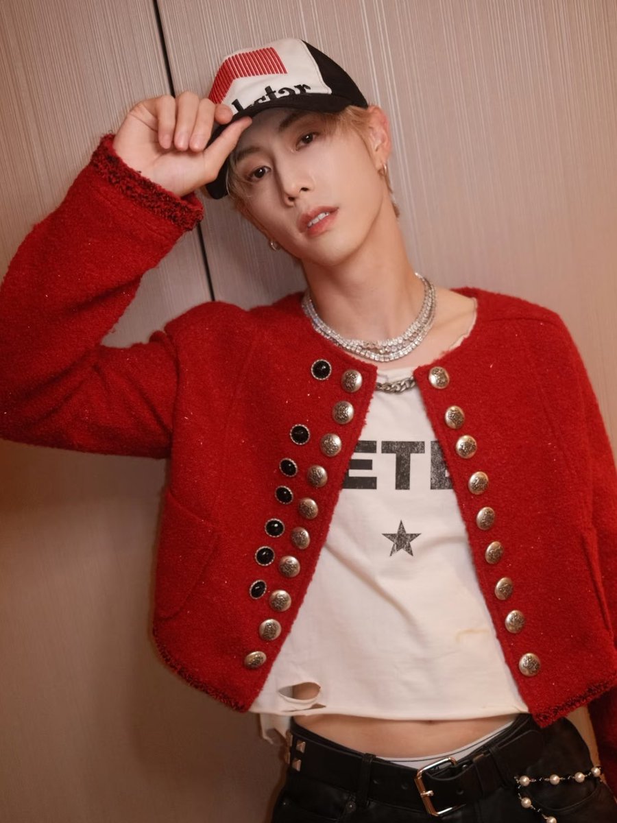 People died #MarkTuan