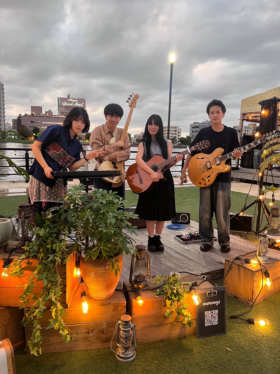 「焚 街 音」ありがとうございました！　
初めての野外ステージ楽しかった🦢✨