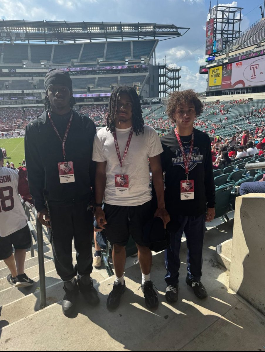 Demetrius Owens (@demowens_) on Twitter photo I had a great game day visit at Lincoln financial stadium to watch @templefb thank you <a href="/CoachAhmadTUFF/">Khalil Ahmad</a> for the invite looking forward to being back and learning more about the program <a href="/CoachRah26/">Coach Rah ๐๐ฏ</a> <a href="/Coach_Casee/">Caysaan James</a> <a href="/CoachKuanBCE/">Cekuan James</a> <a href="/TeaneckFB/">Teaneck High School Football</a> #templetuff #teanecktough I had a great game day visit at Lincoln financial stadium to watch @templefb thank you <a href="/CoachAhmadTUFF/">Khalil Ahmad</a> for the invite looking forward to being back and learning more about the program <a href="/CoachRah26/">Coach Rah ๐๐ฏ</a> <a href="/Coach_Casee/">Caysaan James</a> <a href="/CoachKuanBCE/">Cekuan James</a> <a href="/TeaneckFB/">Teaneck High School Football</a> #templetuff #teanecktough