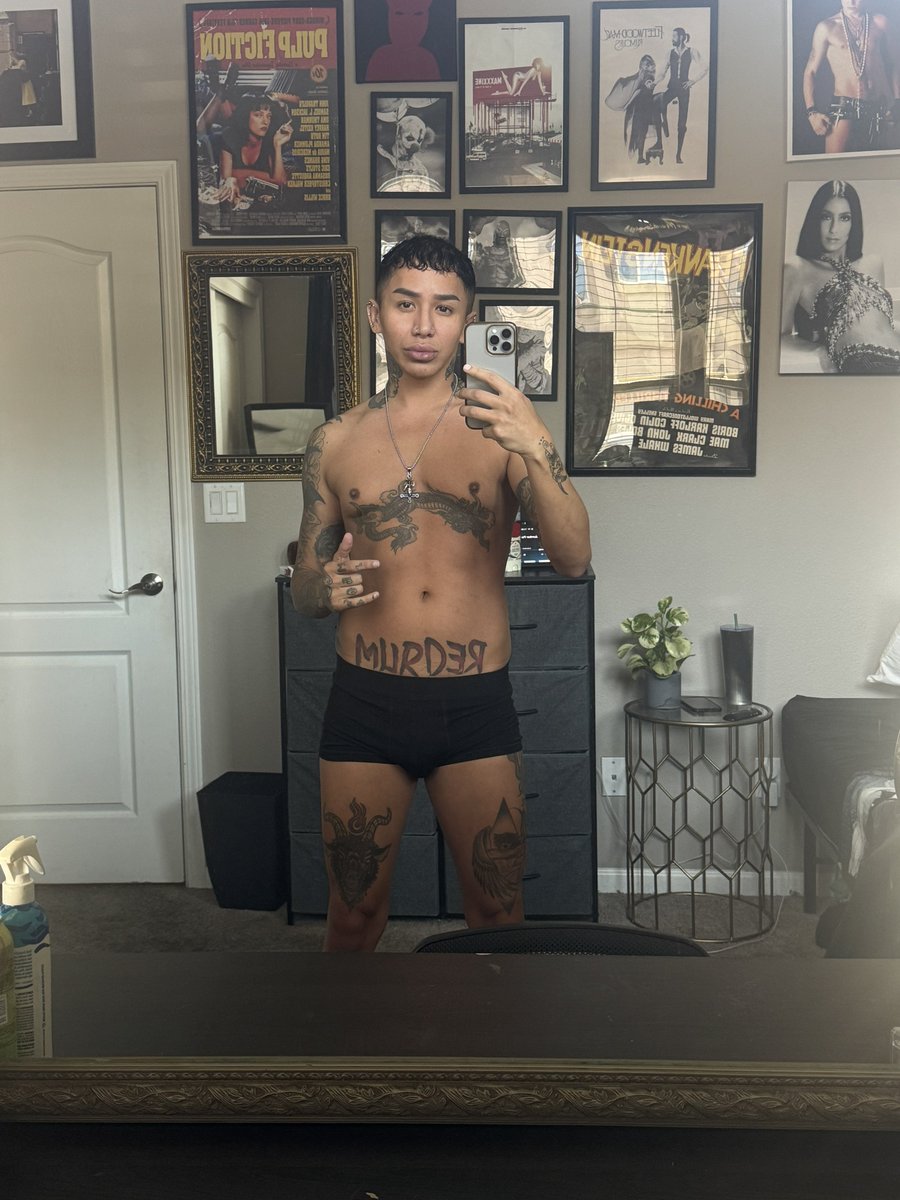 devngelox's tweet image. Hey