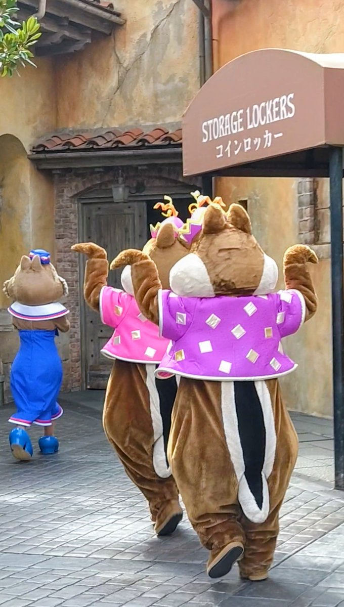 クラリス🌼の真似して帰っていくチデちゃん😂